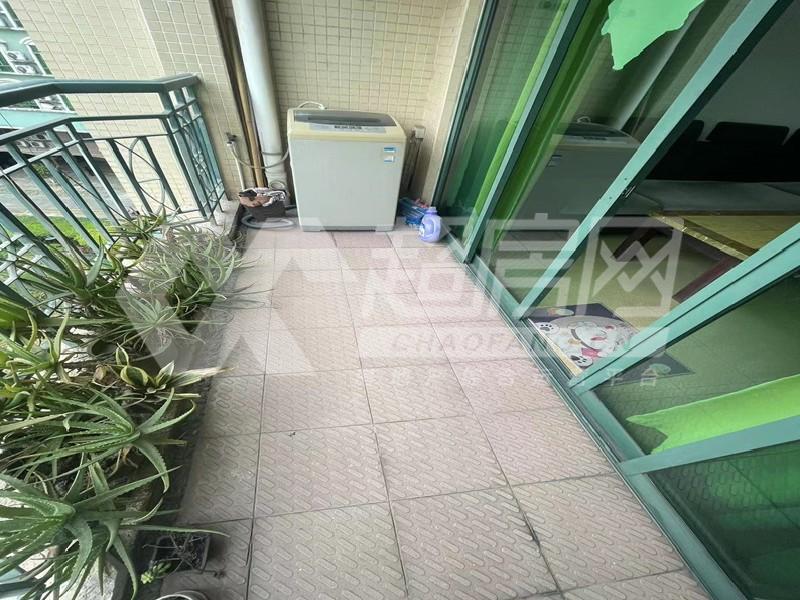 南源花园二手房卧室