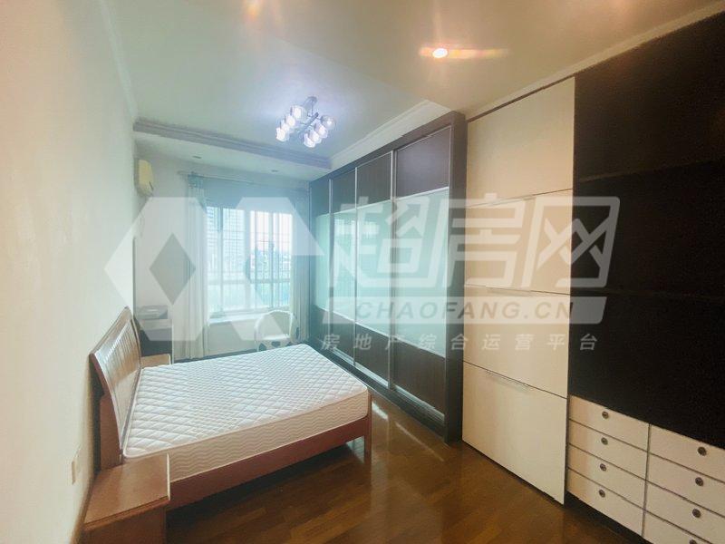 景怡阁二手房卧室
