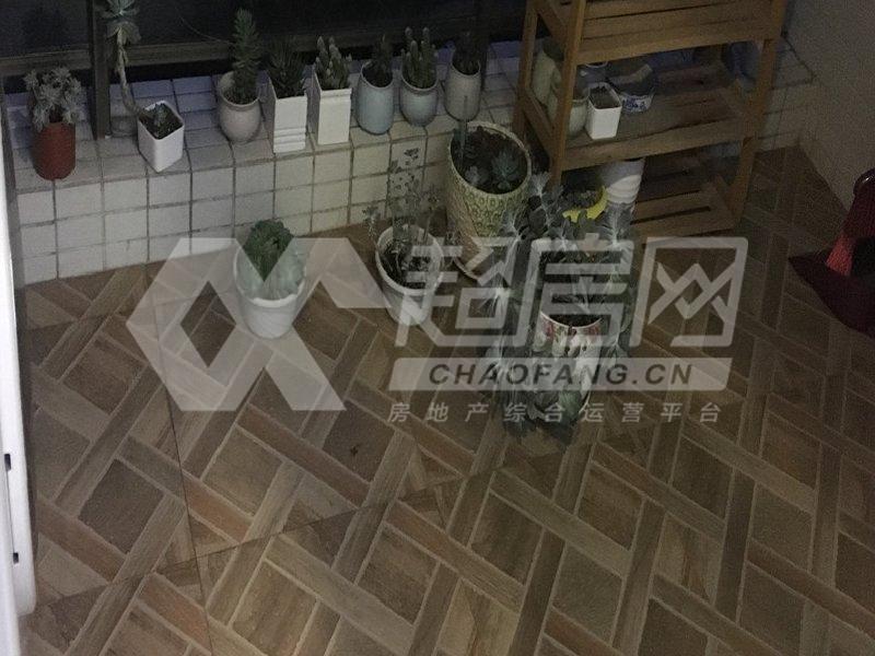 嘉信帝苑二手房书房