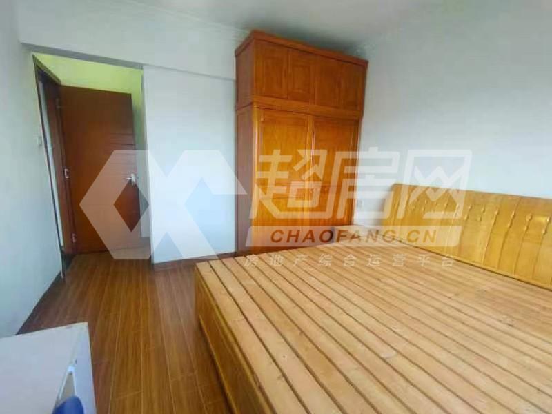 美的御海东郡二手房卧室