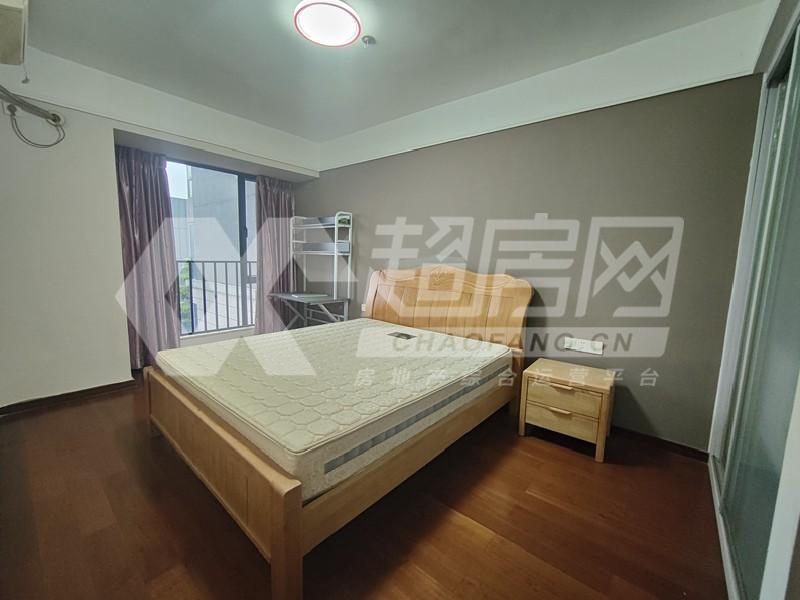 万科沁园二手房卧室