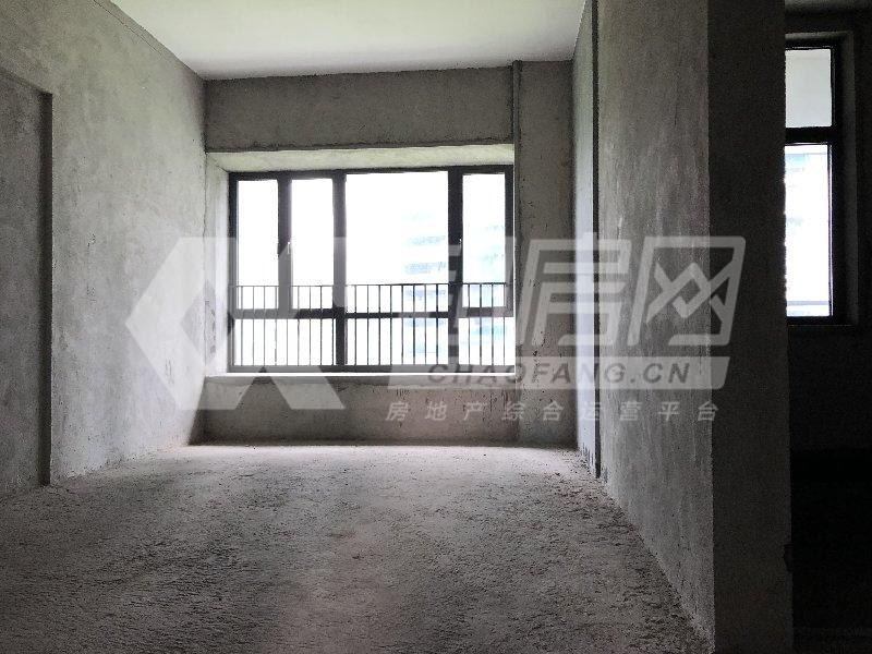 美的广场二手房书房