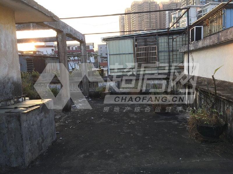 中区居委会二手房露台