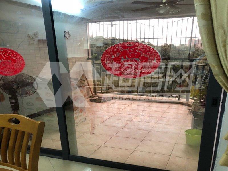 御峰国际二手房卧室