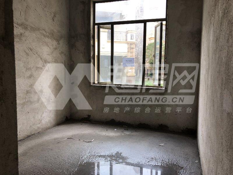 康格斯花园（别墅）二手房卧室