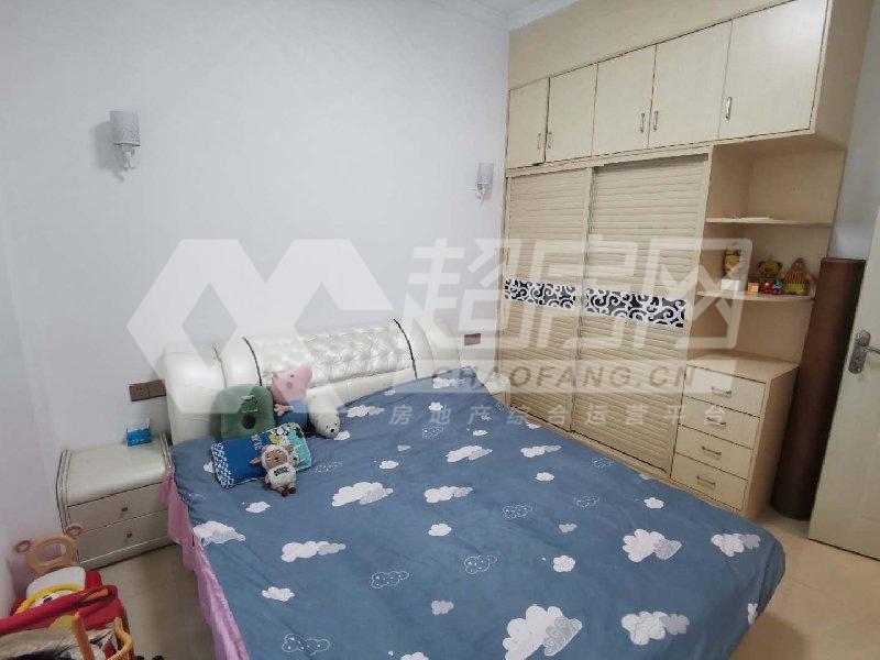 勒流翠景苑二手房卧室