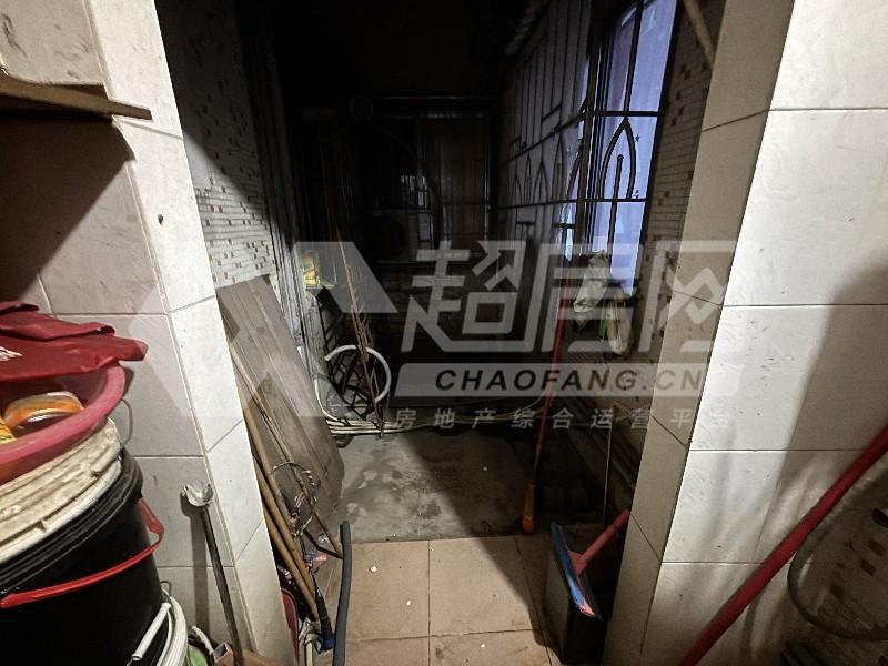 永裕花园二手房阳台