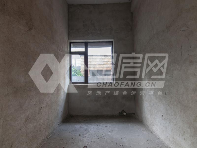 凯丽山庄二手房厨房及卫生间