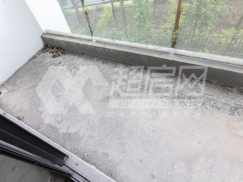凯丽山庄二手房露台