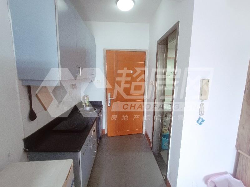 嘉仑台二手房厨房及卫生间