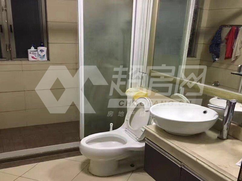 均安碧桂园二手房厨房及卫生间