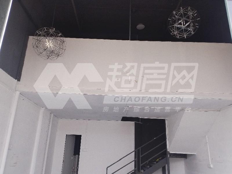 涛汇御河湾二手房客厅