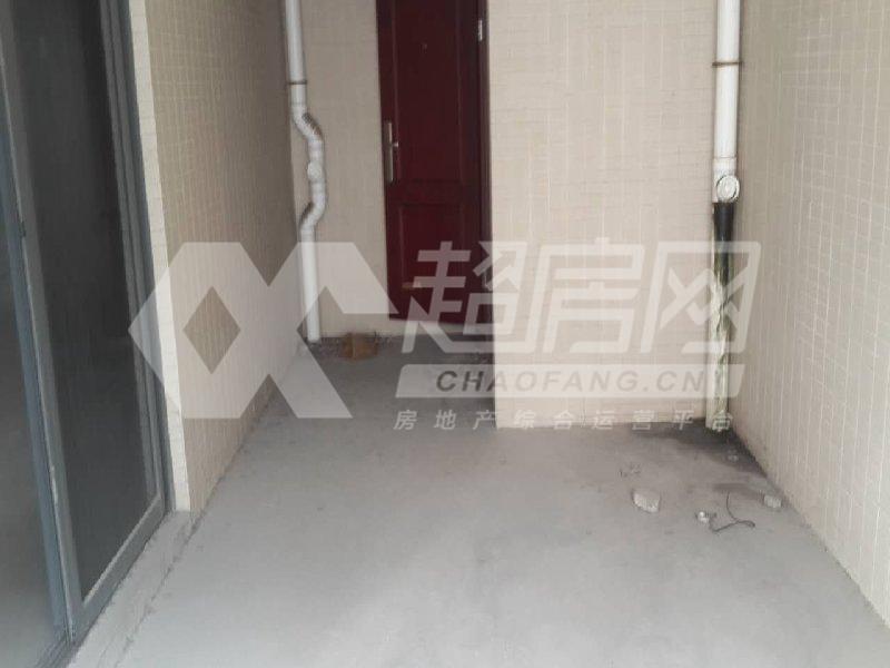 依云水岸一期二手房客厅