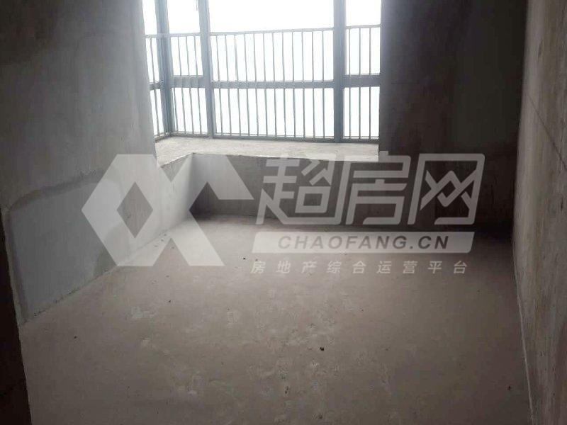 依云水岸一期二手房卧室