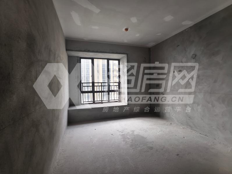 龙湖春江名城二手房卧室