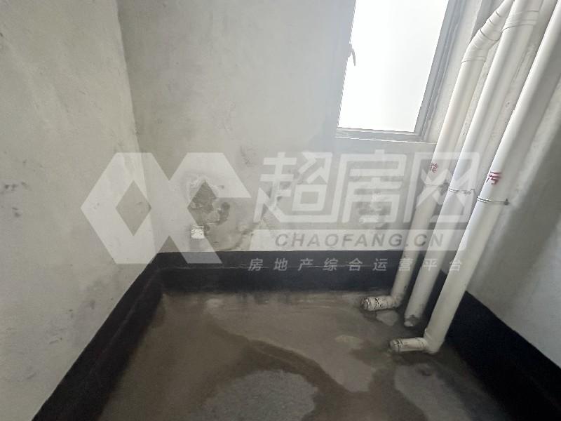 都市经典二手房厨房及卫生间