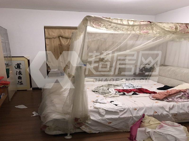 奥园华庭二手房卧室