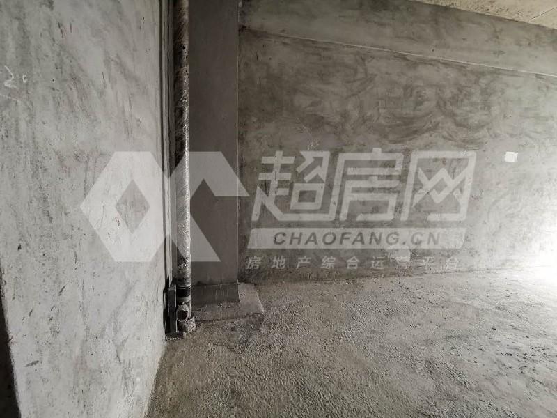 保利东瑞广场二手房卧室