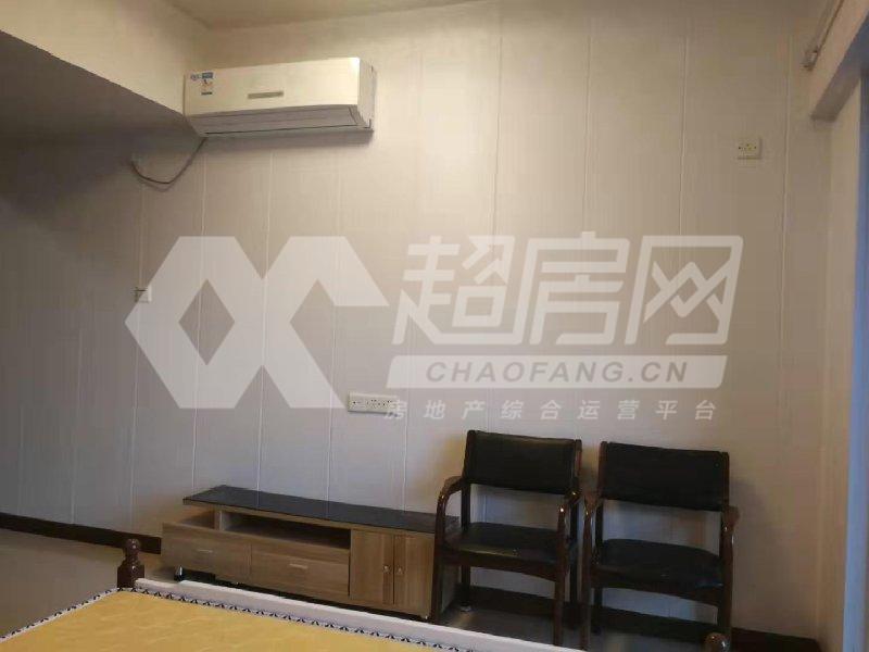 逸林苑二手房卧室