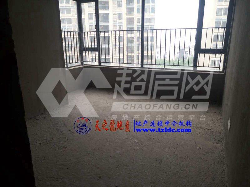 佳兆业君汇上品二手房卧室