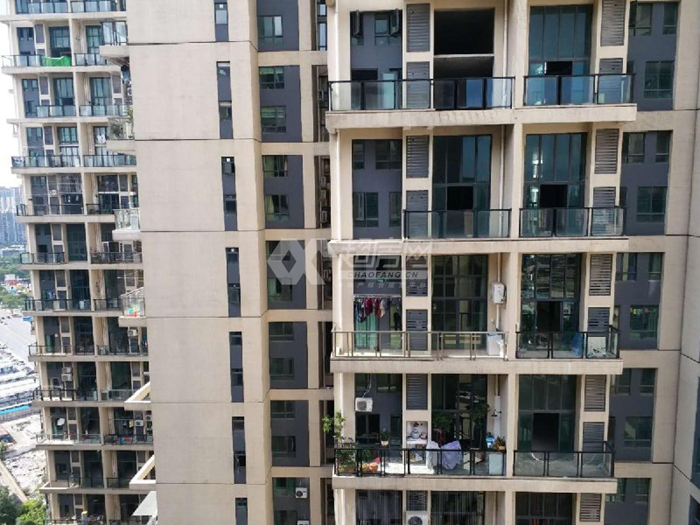 华美达广场二手房