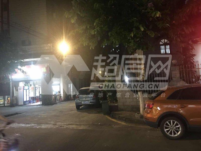 圣景花园二手房客厅
