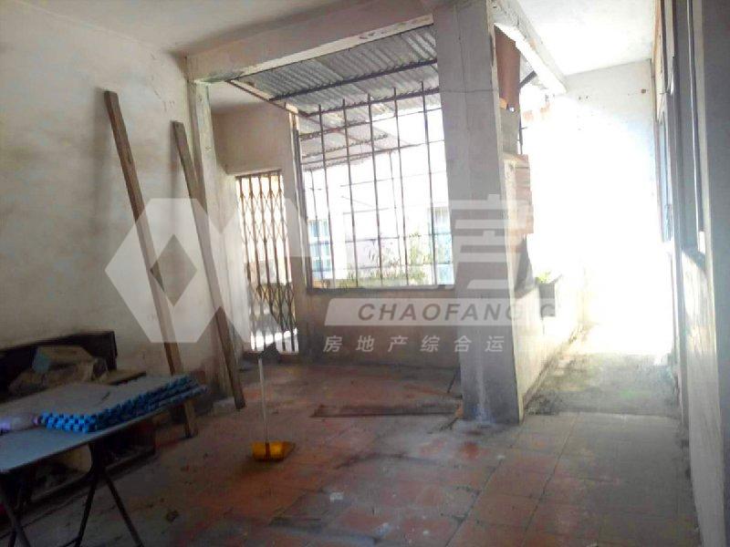 中区居委会二手房客厅