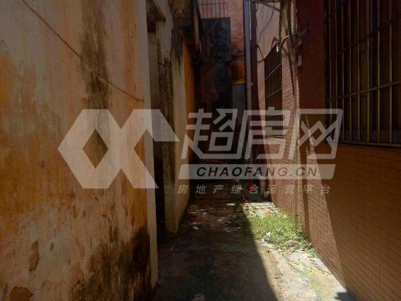中区居委会二手房露台
