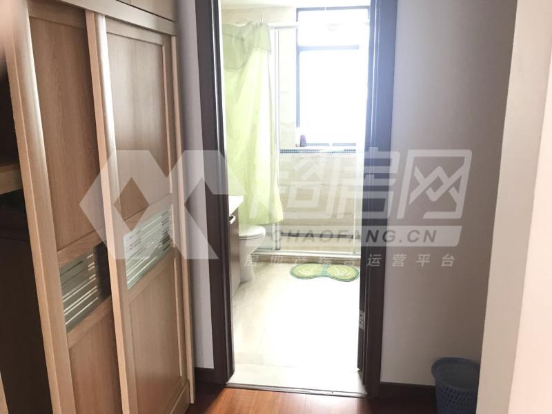 万科缤纷四季南区二手房书房