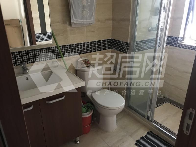 万科缤纷四季南区二手房阳台