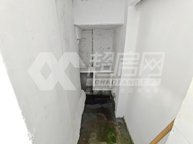 升平居委会二手房厨房及卫生间