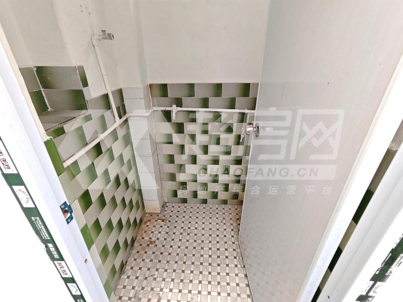 升平居委会二手房厨房及卫生间