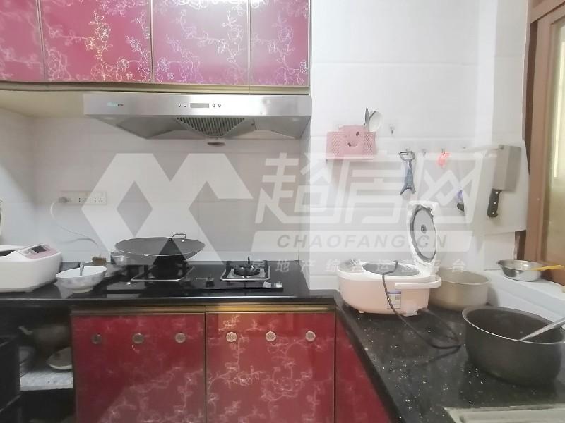 涛汇御河湾二手房厨房及卫生间