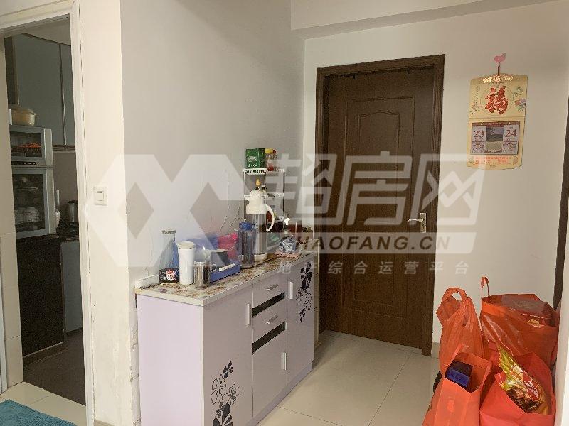 乐雅苑二手房卧室