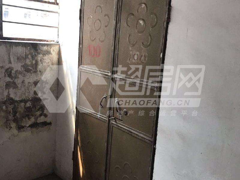 建港花园二手房露台