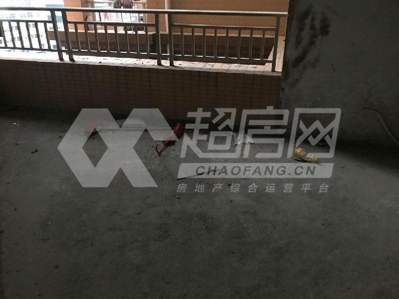 逸峻闲庭二手房卧室