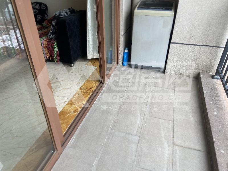 涛汇御河湾二手房阳台