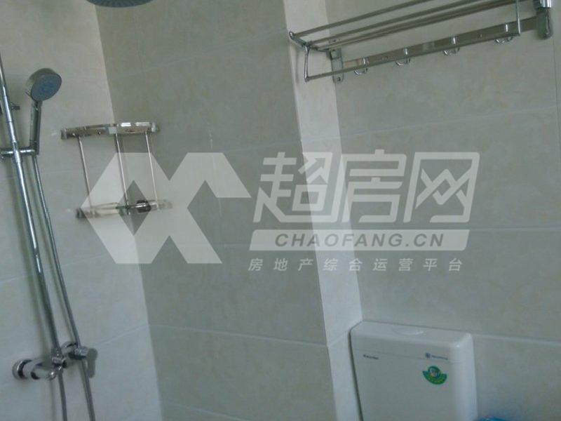 英煌新座二手房阳台