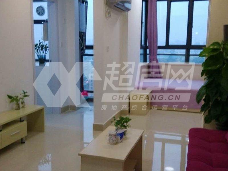 英煌新座二手房卧室