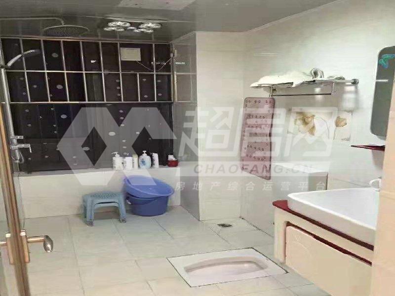 佳兆业君汇上品二手房厨房及卫生间