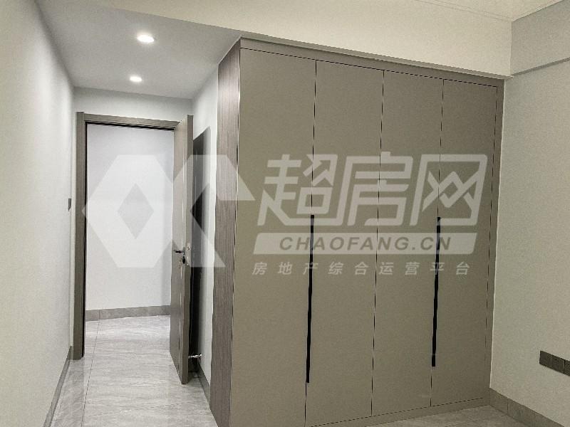 御琴华府二手房卧室