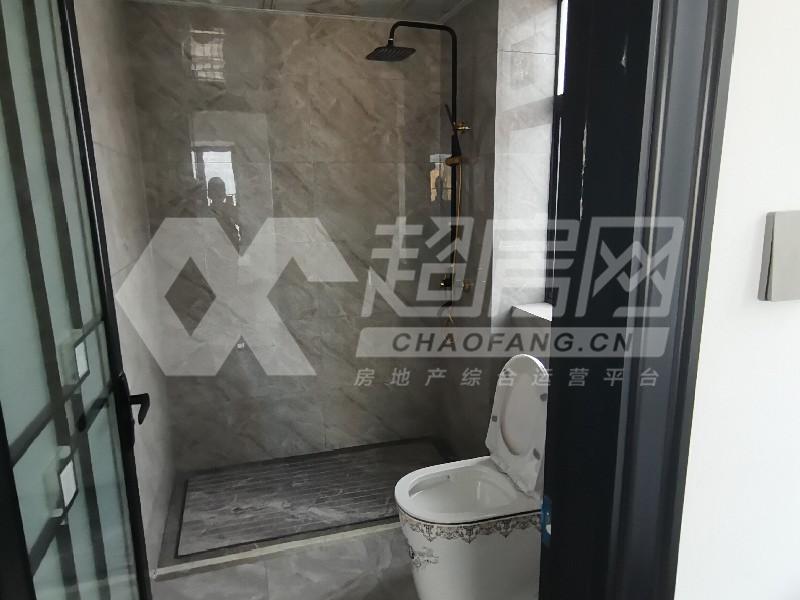 凯蓝滨江二手房书房