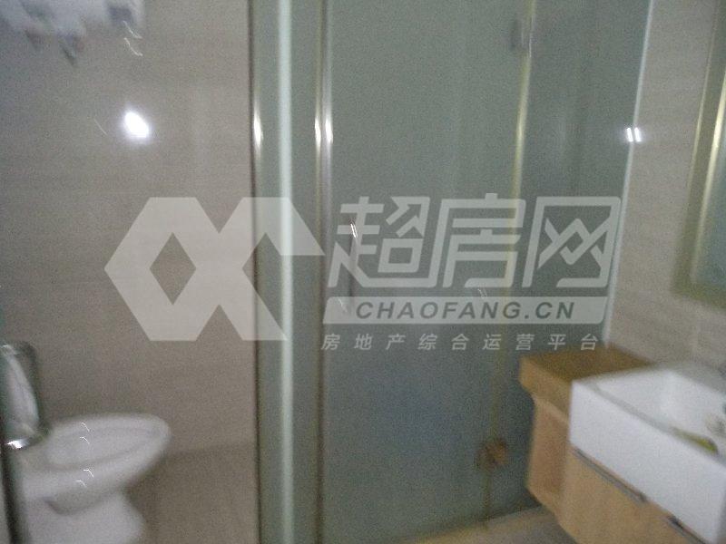 逸林苑二手房厨房及卫生间