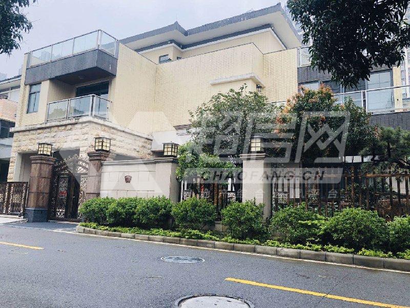 美的御海东郡（别墅）二手房户型图