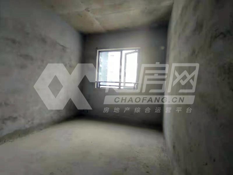 美的御海东郡二手房卧室