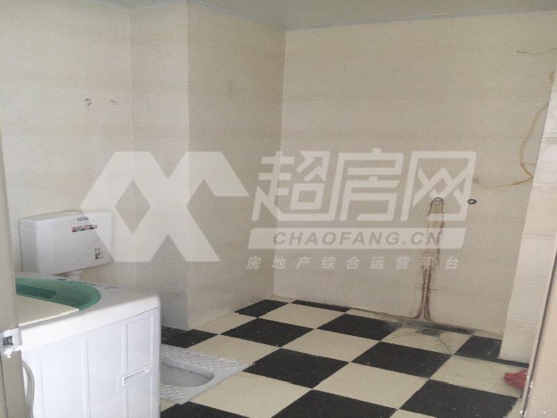 水悦城邦二手房厨房及卫生间