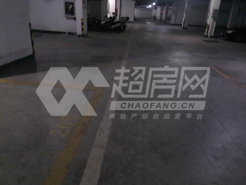 新境誉花园二手房客厅