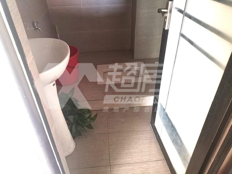 万邦商业广场二手房厨房及卫生间