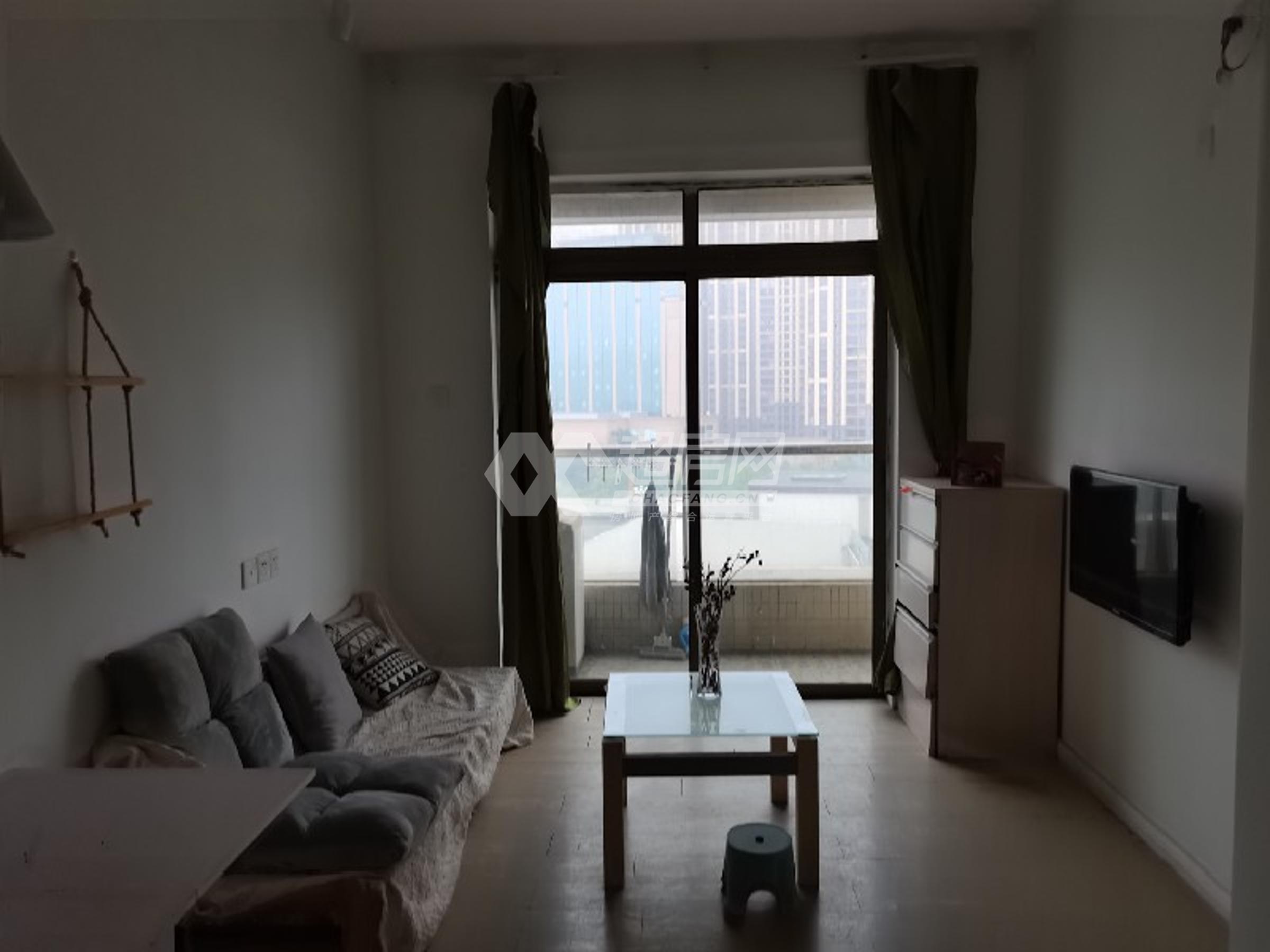 嘉仑台二手房