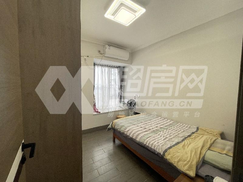 嘉信绿景轩（杏坛）二手房卧室